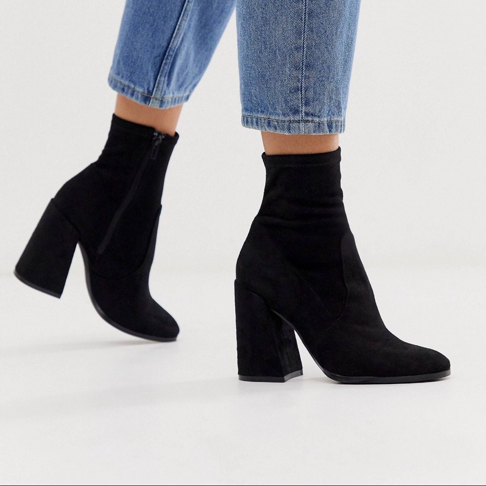 ASOS DESIGN Ellan heeled sock boots
